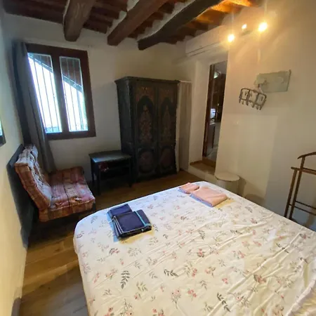 Rustichello G&p Tuscany * Lorenzana